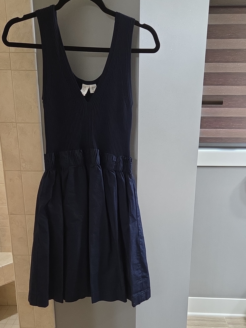 Joie Navy Ribbed V-Neck Sleeveless Knit Dress